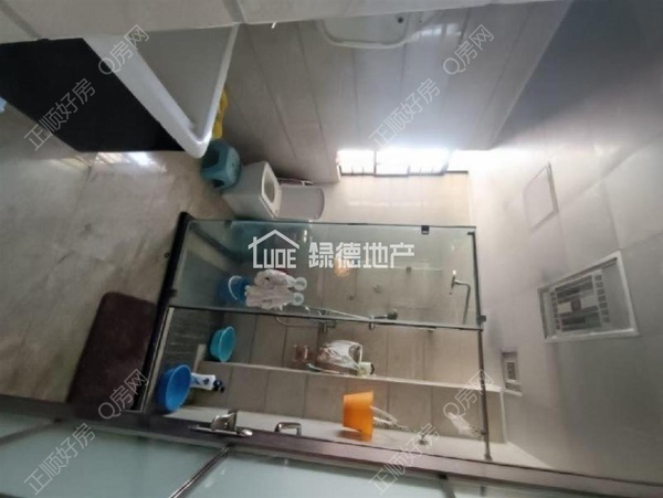 s81AF8910CFA242BF84E142F7077C9247.jpg