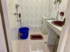 客卫生间