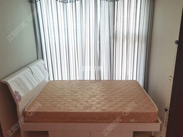 s8EFCE229D5994D198C1001461004D79C.jpg