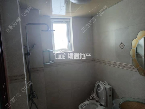 sAAEBF0B052A94F77B9A991A6B4E0CA4F.jpg