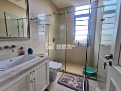 sE6755948B3DE4B6EB83FF3C2499B9AB3.jpg