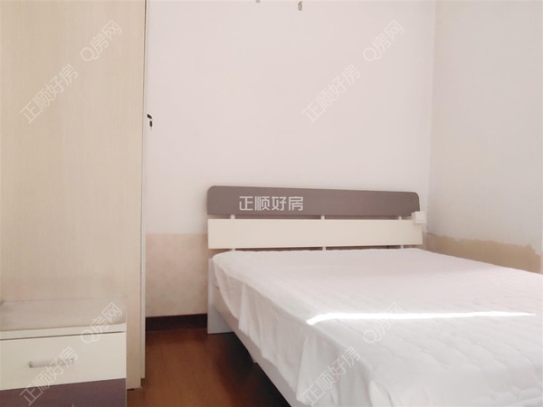 sF43E136FA44B431A94276D427853DC40.jpg