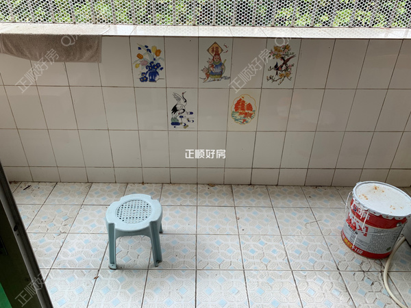 客厅