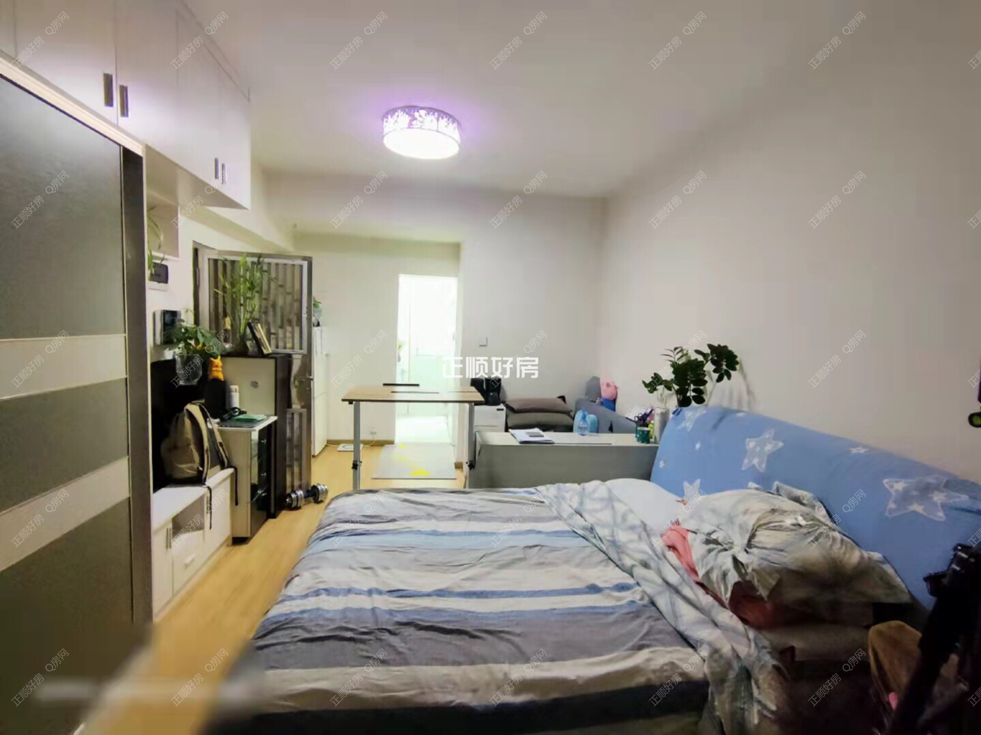 嘉年华公寓 精装一房带大阳台 业主自住装修