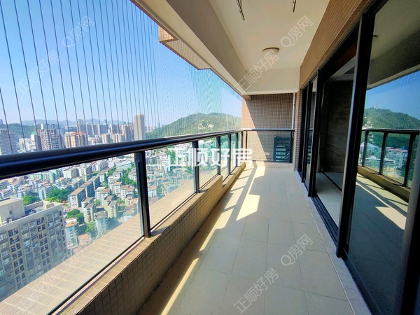 客厅