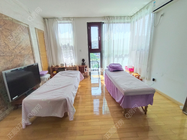 VR看房