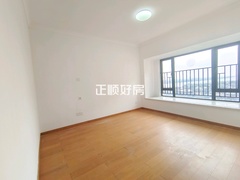 次卧