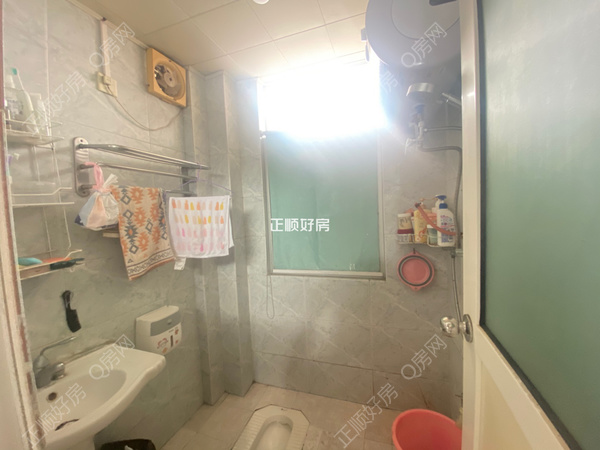 客厅