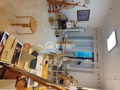 house_img