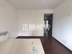 次卧