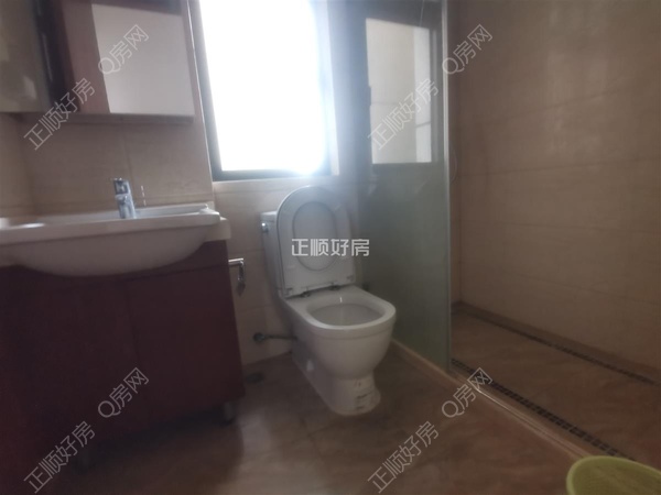 s589B31CBD3CD43BD8E7502D8A1A2B5A3.jpg