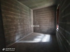 s6F2CBC0F875B4A61B35485675768B0D0.jpg