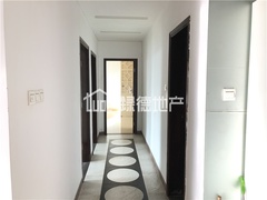 sA999713EA6BD4A11B32D21DEA14B73C2.jpg