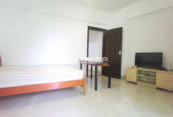sCBD9614E2EDF4E7889D4564CB66313AC.jpg