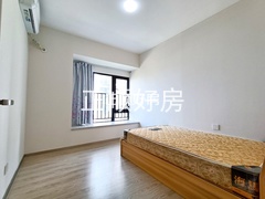 次卧