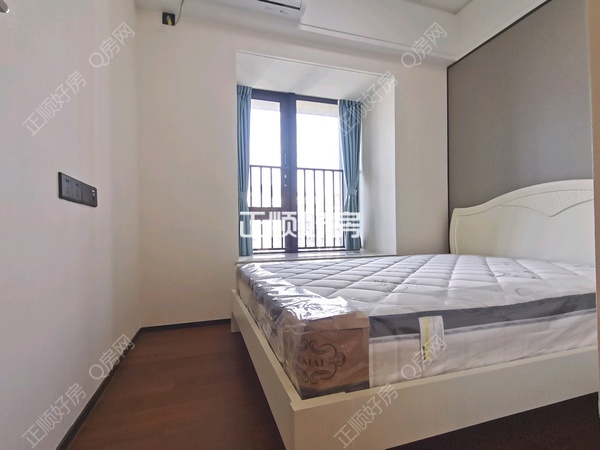次卧