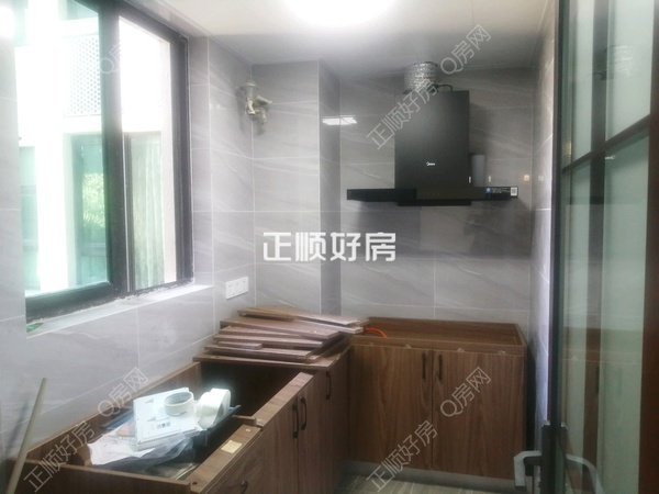 厨房