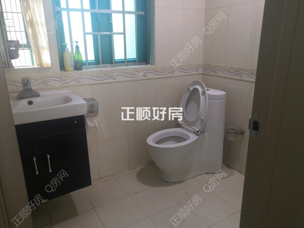 客厅