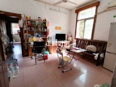 house_img