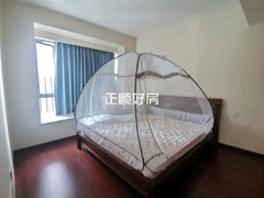 次卧