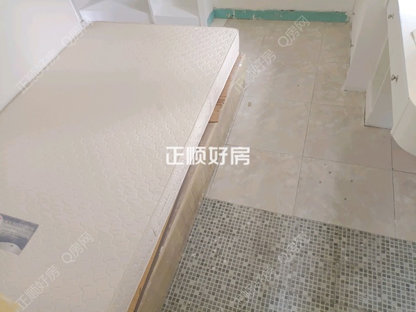 次卧