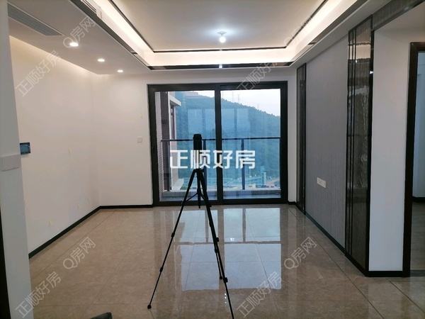 VR看房
