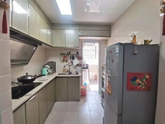 house_img