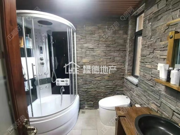 s75076110B392420589AACCEBF8C852BF.jpg