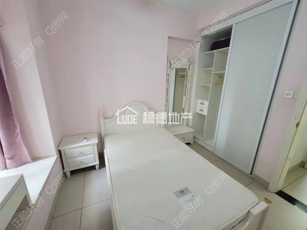 s7B81C3DC87F74FE7B2BECD095DE3B586.jpg