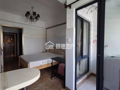 sBB0CA90D0BBE42418B38179D52CB3DBE.jpg