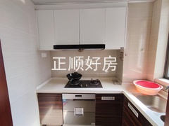 sE8A01824233F4F7FA5B9F1613B5939B6.jpg