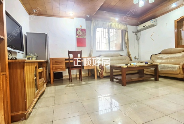 客厅