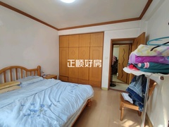 主卧