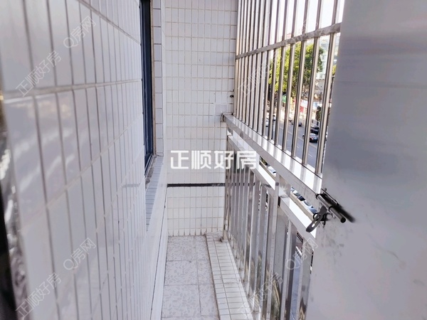 客厅