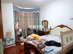主卧