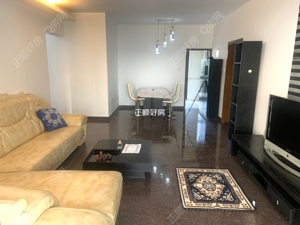 湖光山色3室2厅2卫在售房源图片