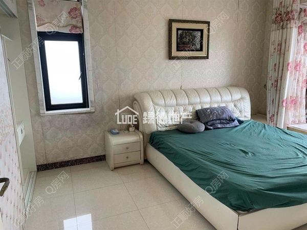 s47A0CB6DBF584EAE9CA9F72ED42CB266.jpg