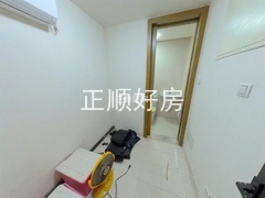 保姆间