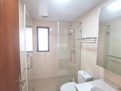 s8B18625BE8E14312AB2E208B60FB6FB0.jpg
