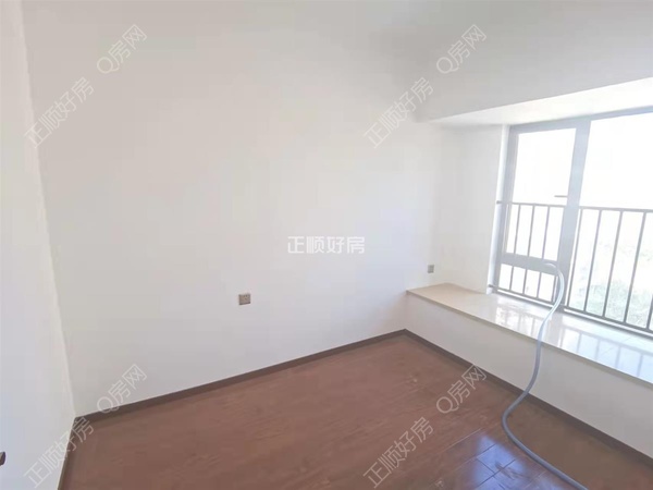 sA904F1522A53482EB8B64AA1EFFFA577.jpg