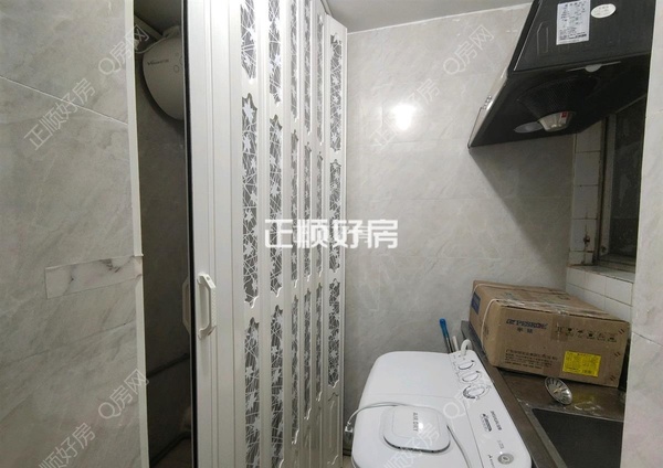 sB8301C81119C40E3BCC661F6307AC123.jpg