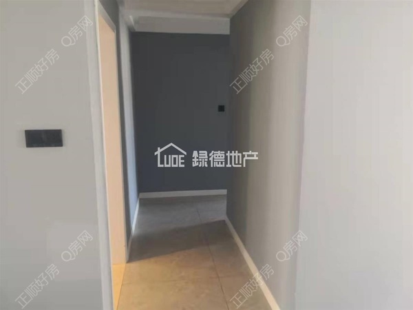 sE48DDD43D5D74AA28DE60902F7373DD2.jpg