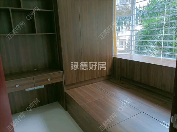 客厅