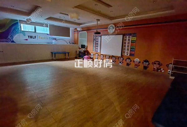 客厅