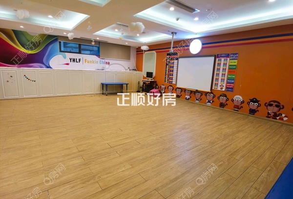 客厅