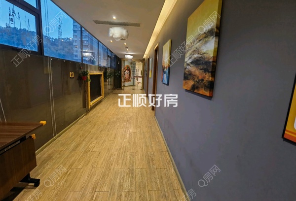 客厅