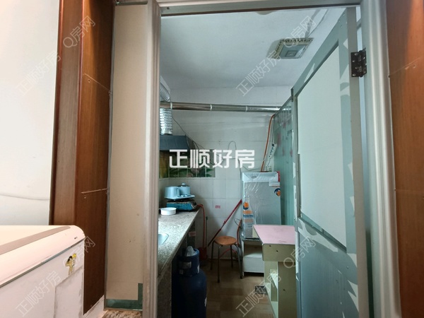 客厅