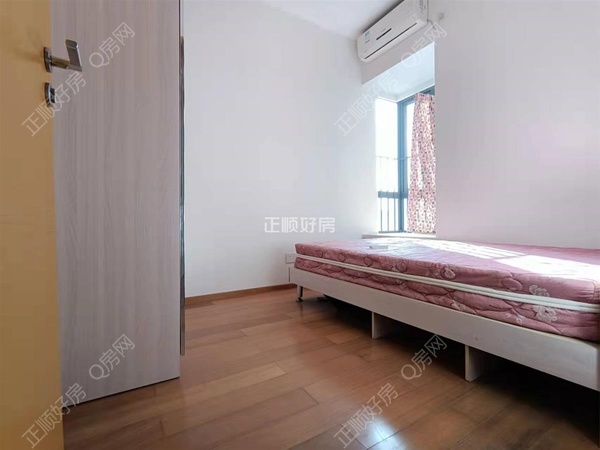 s1242AE6DA6AD420F9D0B531970DD2189.jpg