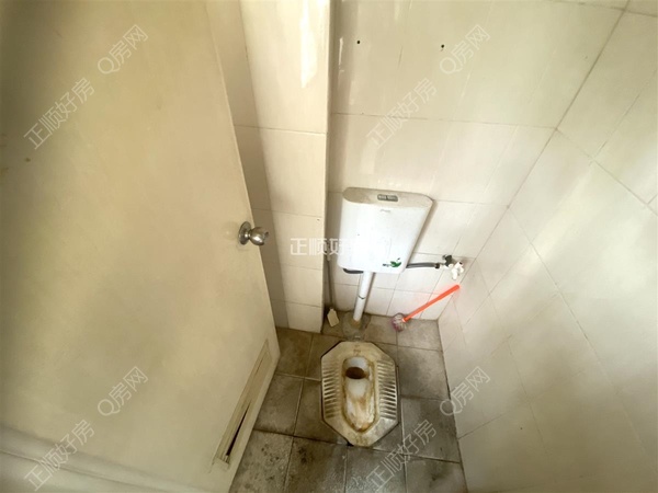 s13CEC8AC2A4B4C568DB93FDF2181E00B.jpeg