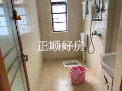 s3267492C2F3E4786B750654E6A64A4C5.jpg